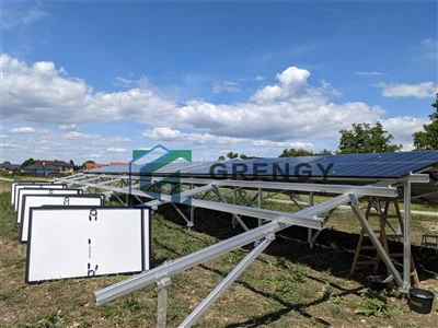 Sistem za pritrditev na tla iz aluminijeve zlitine