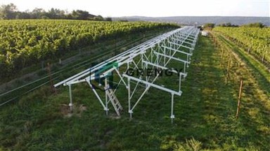 Certificirani temelji z ozemljitvenimi vijaki|Preizku-obremenitve in ISO 9001 pocinkano