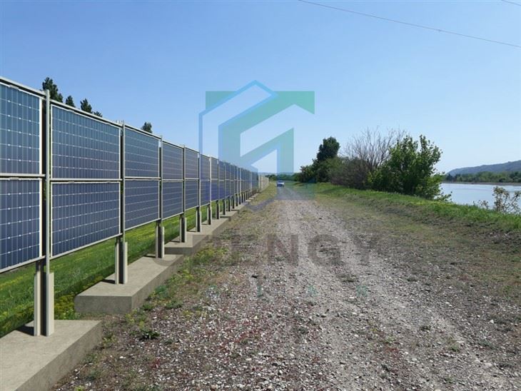 Solarni montažni sistem za ograjo