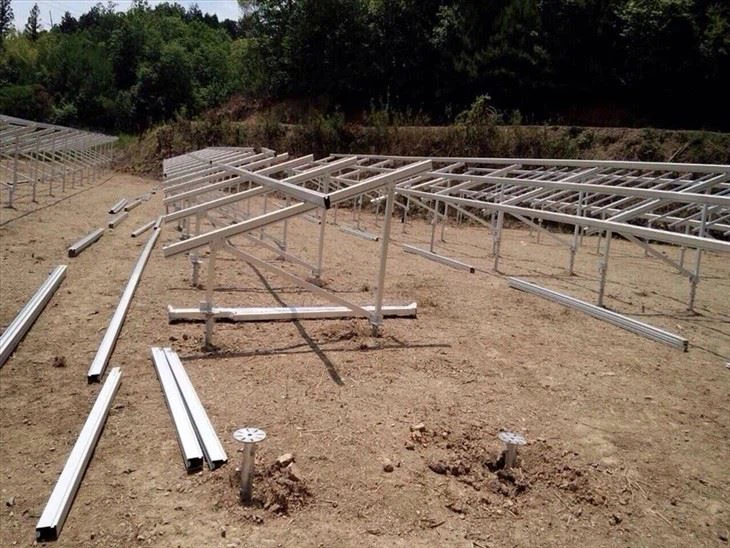 Lightweight Aluminum Ground Mounts | Commercial Ground Installation Kits factory