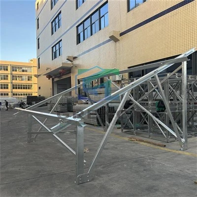 Jekleni solarni regalni sistem HDG