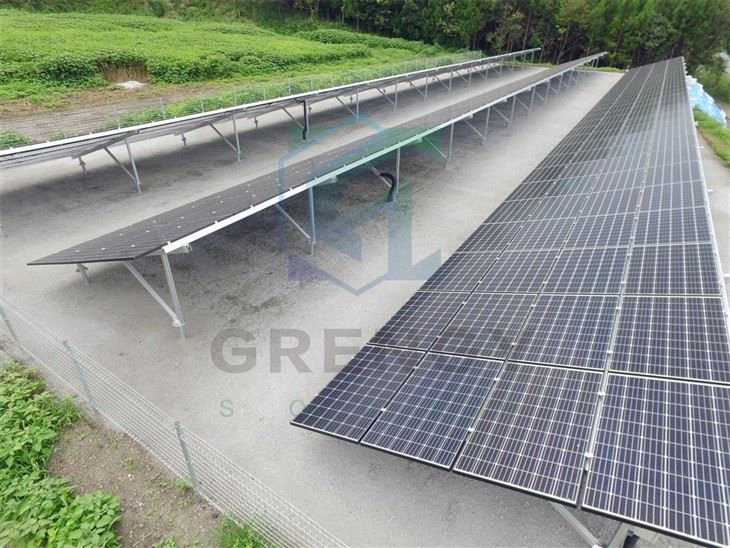 Solarni komplet za pritrditev na tla
